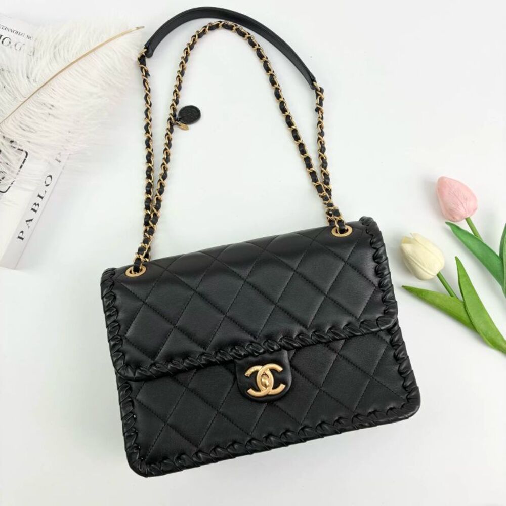 Chanel Women Pre-Loved Bag Very Good Condition